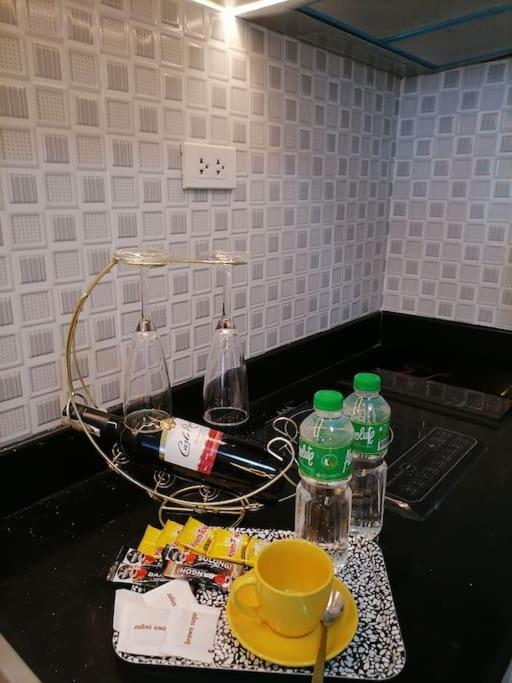Cozy Studio Unit At Sun Residences Quezon City Ngoại thất bức ảnh