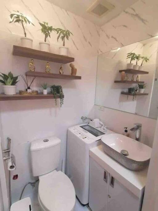 Cozy Studio Unit At Sun Residences Quezon City Ngoại thất bức ảnh