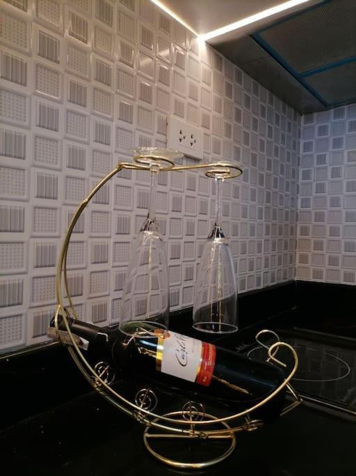 Cozy Studio Unit At Sun Residences Quezon City Ngoại thất bức ảnh